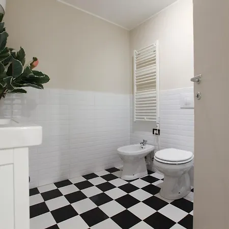 Station Spacious 2br Flat 아파트 밀라노