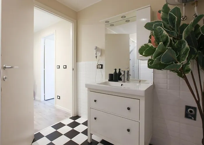 Station Spacious 2br Flat Appartamento