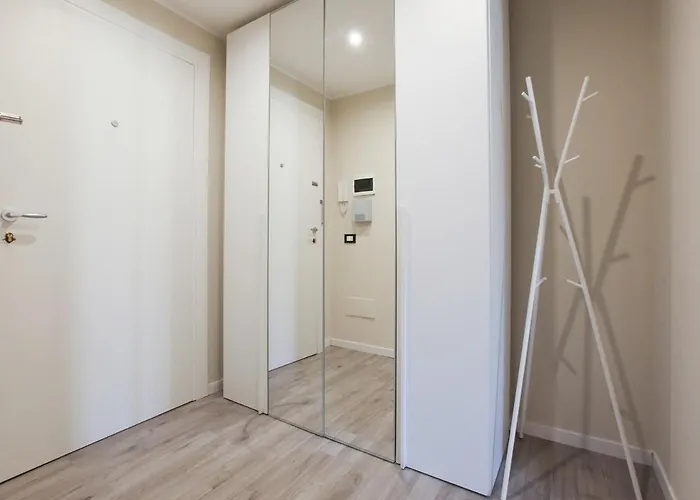 Appartamento Station Spacious 2br Flat Milano